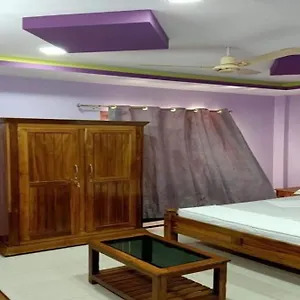 https://o-pop-hotel.kerala-hotels.net